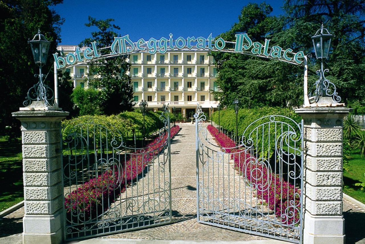 Palace Hotel Meggiorato أبانو تيرمي المظهر الخارجي الصورة