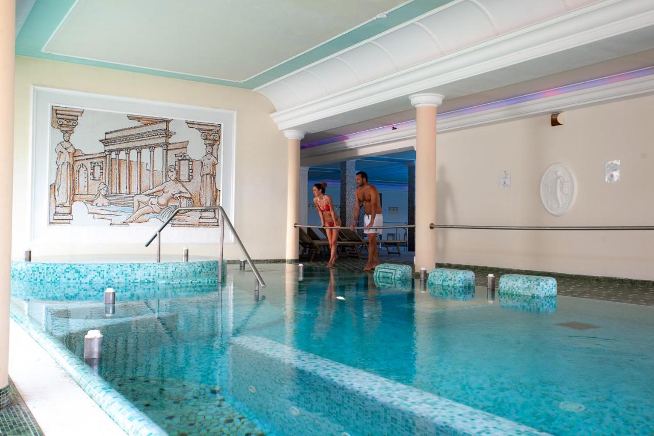 Palace Hotel Meggiorato أبانو تيرمي المظهر الخارجي الصورة