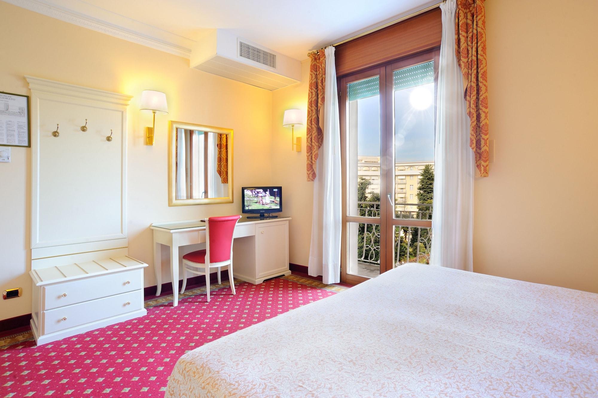 Palace Hotel Meggiorato أبانو تيرمي المظهر الخارجي الصورة