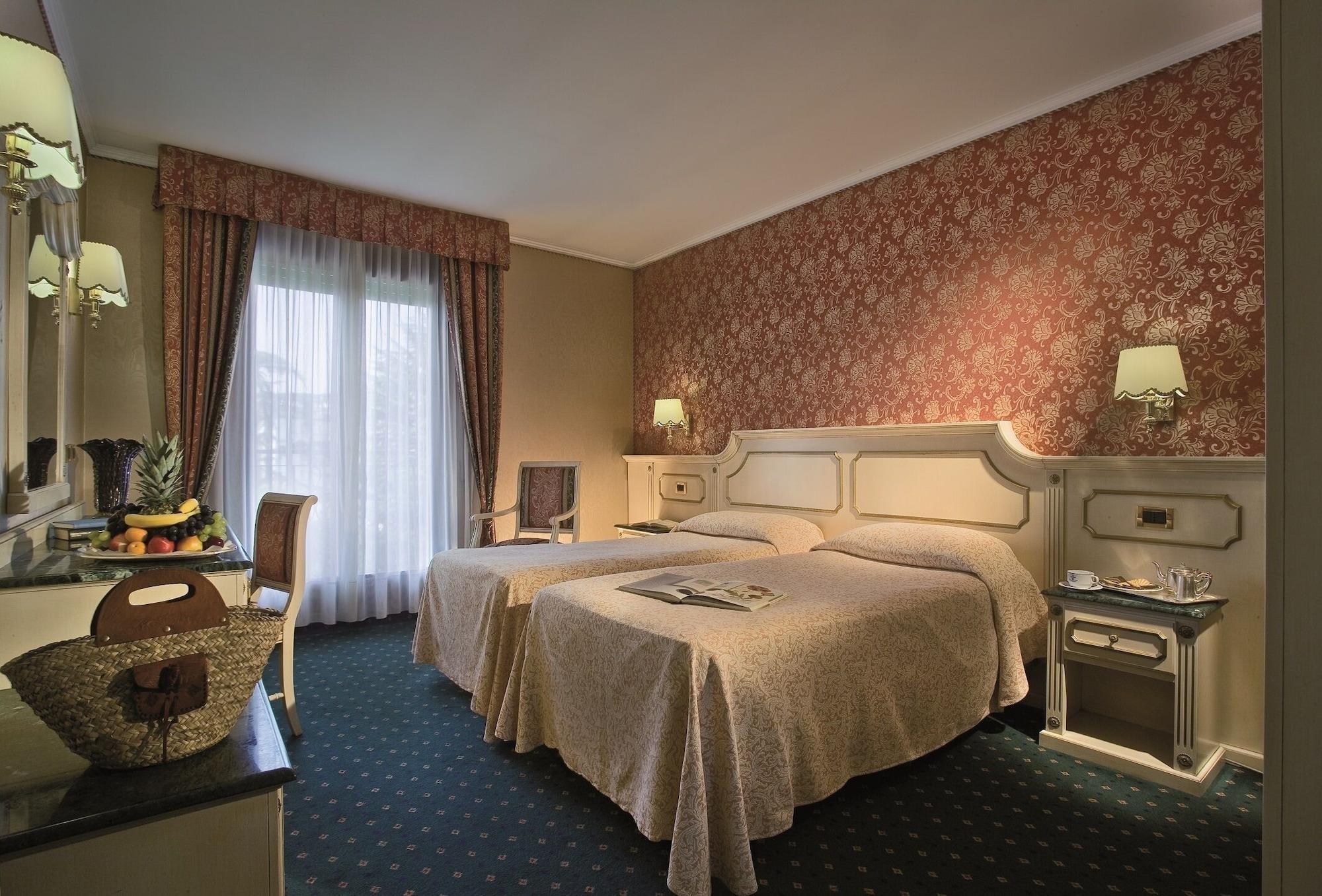 Palace Hotel Meggiorato أبانو تيرمي المظهر الخارجي الصورة